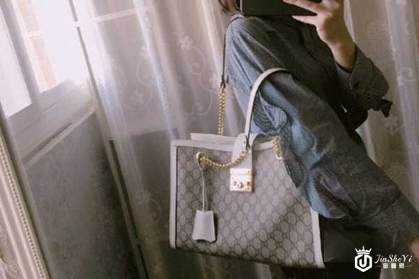 二手古驰中号白色手提单肩包