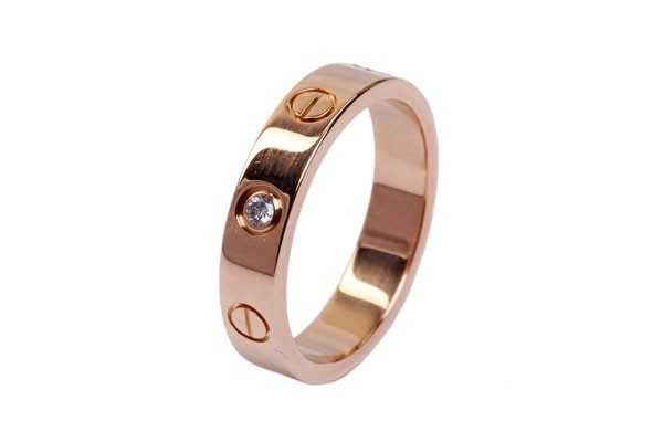 二手奢侈品戒指回收价格一般在多少