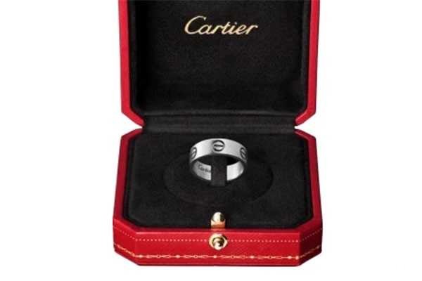 卡地亚白金戒指回收价格查询能有八折吗