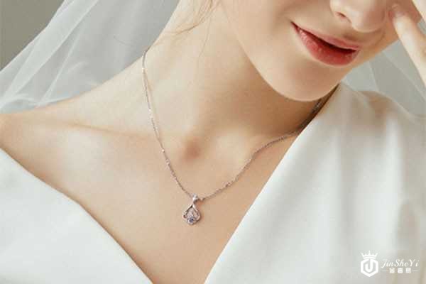 哪里回收二手奢侈品的报价高 哪里回收二手奢侈品的报价高