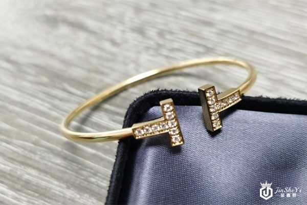 二手奢侈品典当行和线上回收平台哪个好 二手奢侈品典当行和线上回收平台哪个好