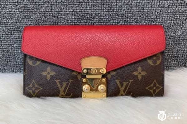 正规的奢侈品lv包包回收店怎么挑对