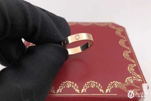 线上平台的卡地亚戒指回收靠谱吗