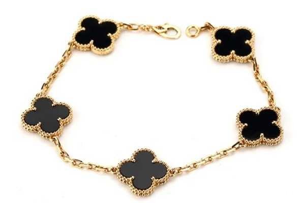 梵克雅宝手链回收店给价有多少