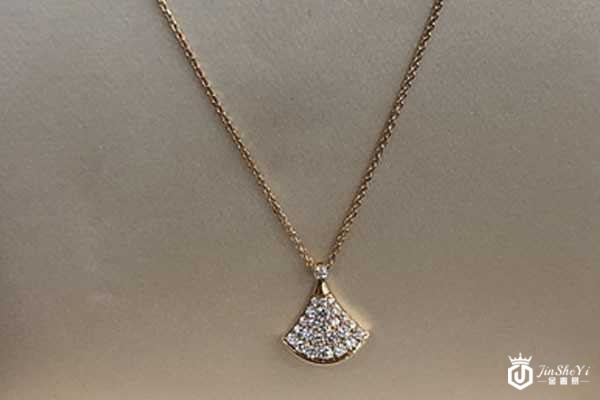 哪里回收奢侈品项链给的报价更胜一筹