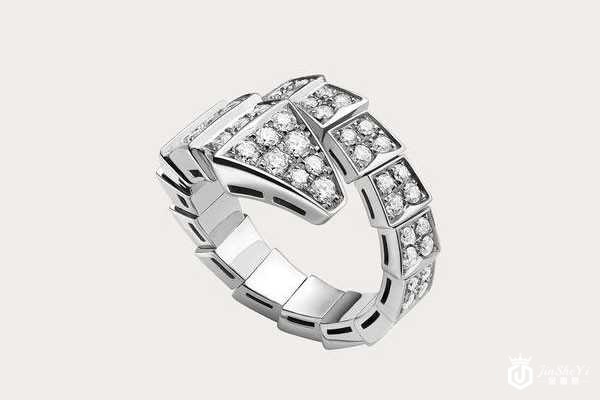 线上回收二手奢侈品平台靠谱吗 线上回收二手奢侈品平台靠谱吗