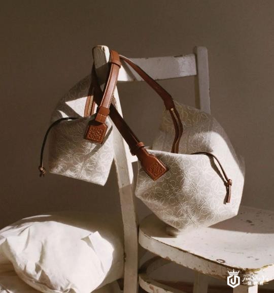 奢侈品回收的价格查询