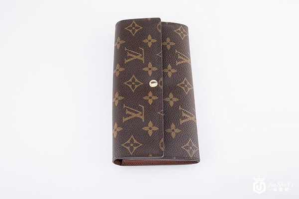 LV奢侈品回收一般几折