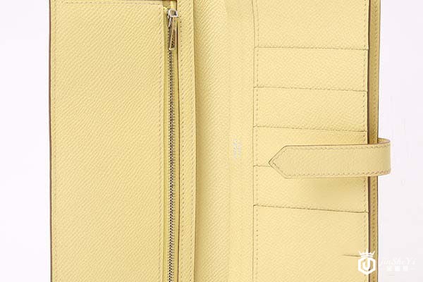 二手爱马仕黄色皮质长款插扣钱夹里层