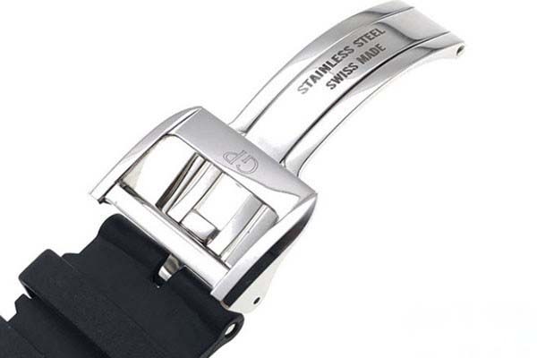 芝柏1945系列25840-11-612-FK6A男士手表橡胶表带