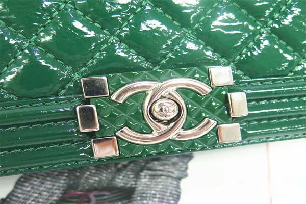 二手95新香奈儿绿色单肩包logo实拍图 二手95新香奈儿绿色单肩包logo实拍图