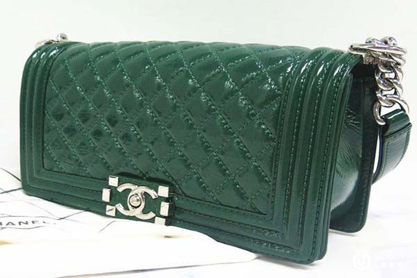 二手95新香奈儿绿色单肩包实拍图 二手95新香奈儿绿色单肩包实拍图