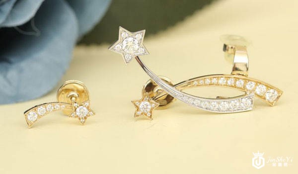 香奈儿不对称星星带钻耳钉展示