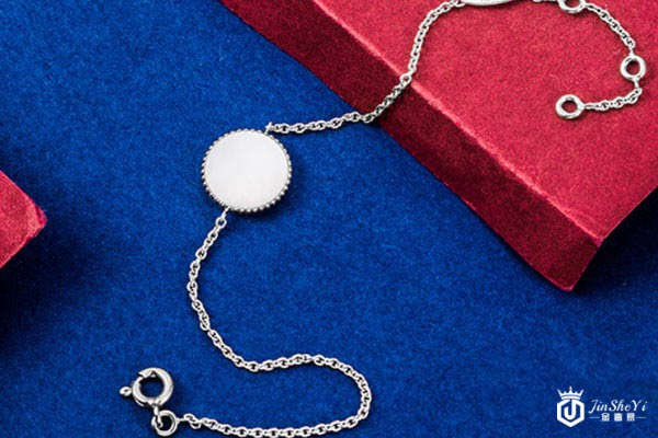 迪奥白金八芒星手链奢侈品背面实拍