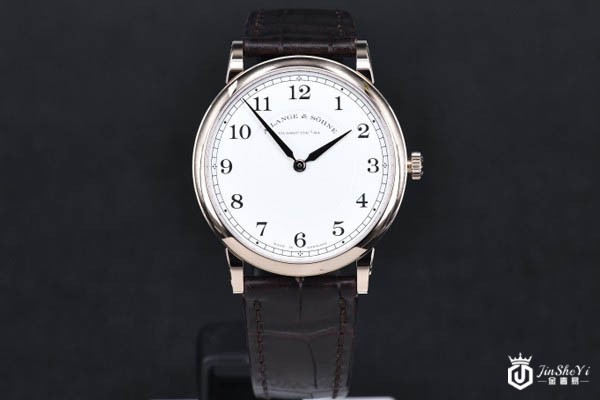 朗格18K蜂蜜金纪念款腕表展示图 朗格18K蜂蜜金纪念款腕表展示图