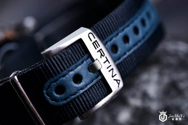 雪铁纳DS PH200M腕表表带展示图