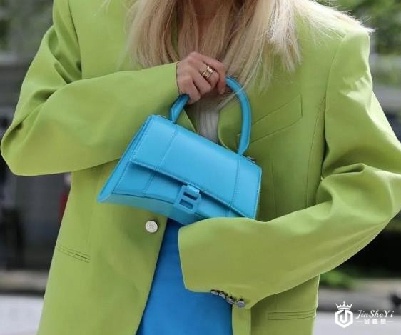 有回收奢侈品包包的吗