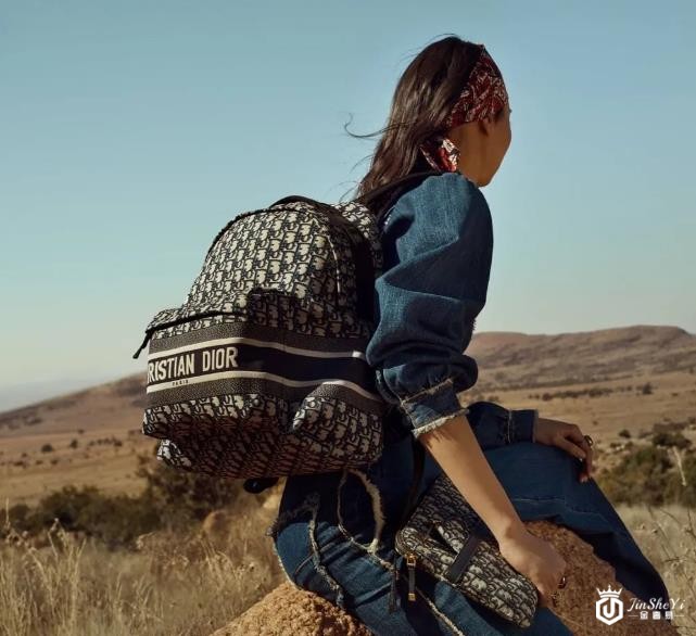 二手包包回收电话