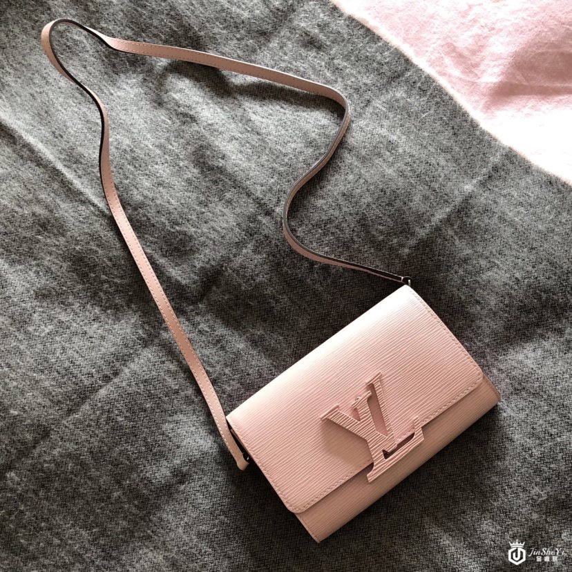 LV路易威登包包回收