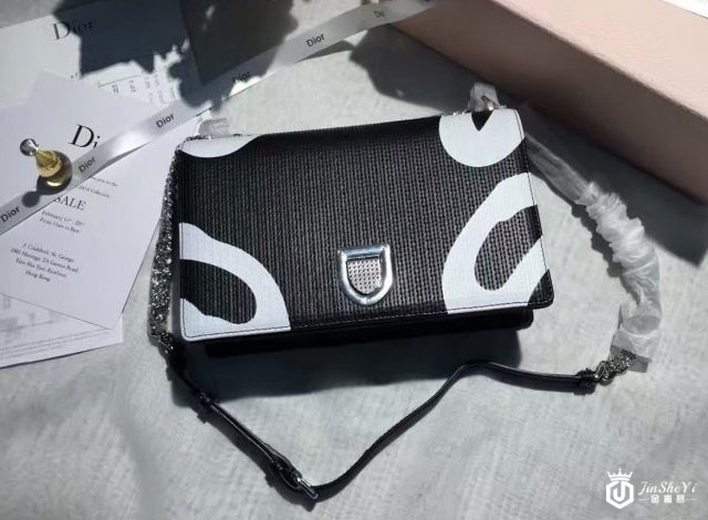 香奈儿coco handle系列包包回收