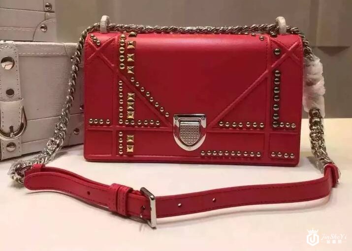 迪奥Lady Dior包包附近哪里可以回收