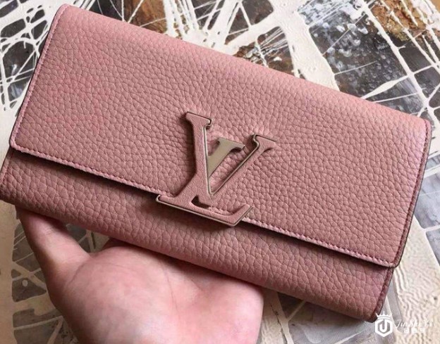 LV Capucines荔枝纹牛皮钱夹M61249型号回收