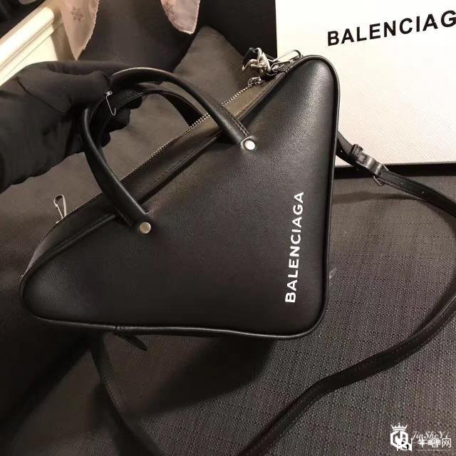 巴黎世家的机车包回收