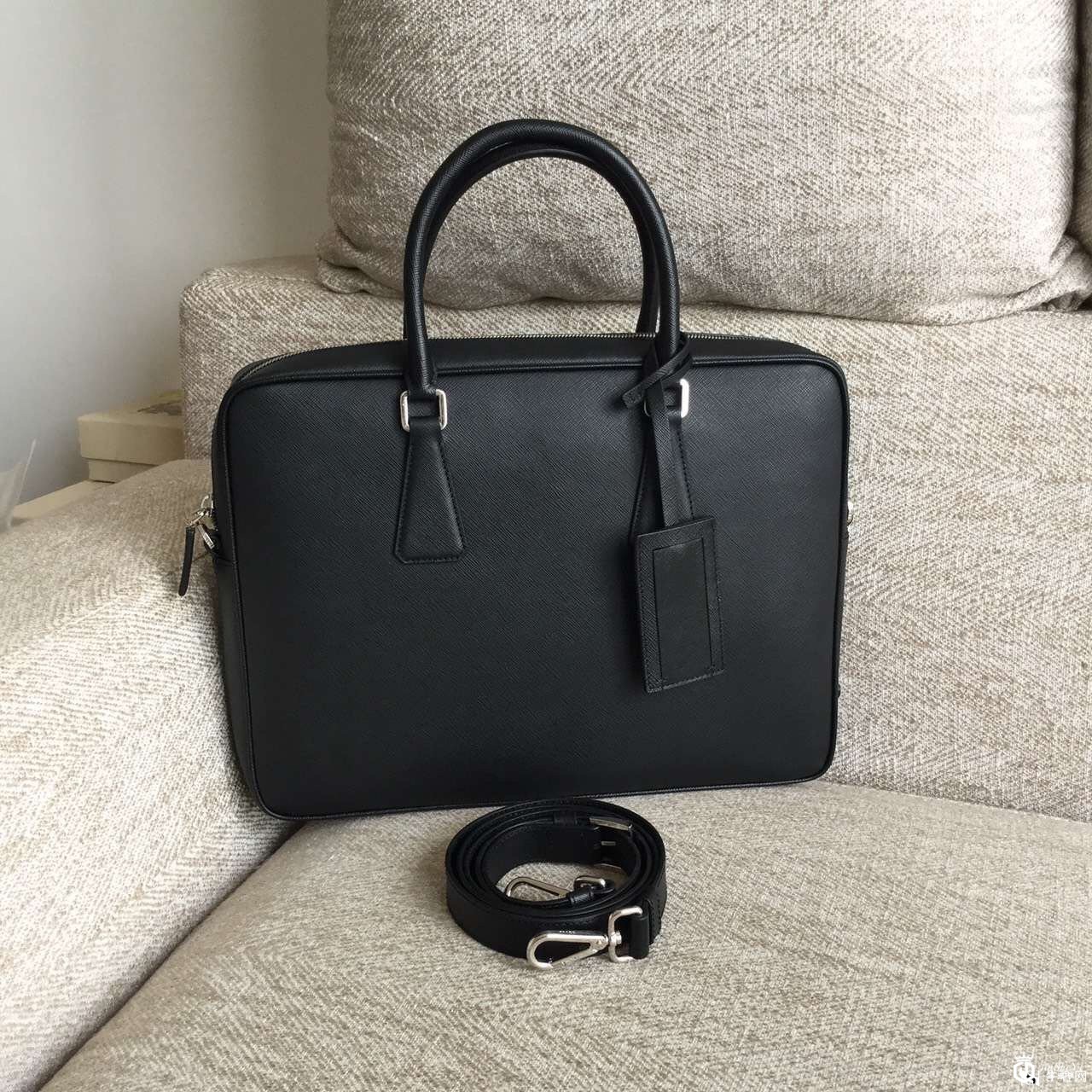 普拉达公文包回收