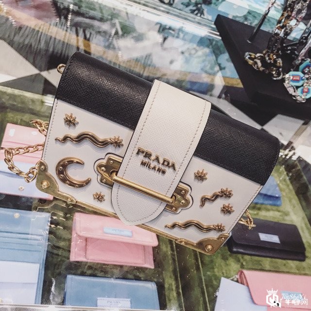 普拉达包包二手回收市场报价