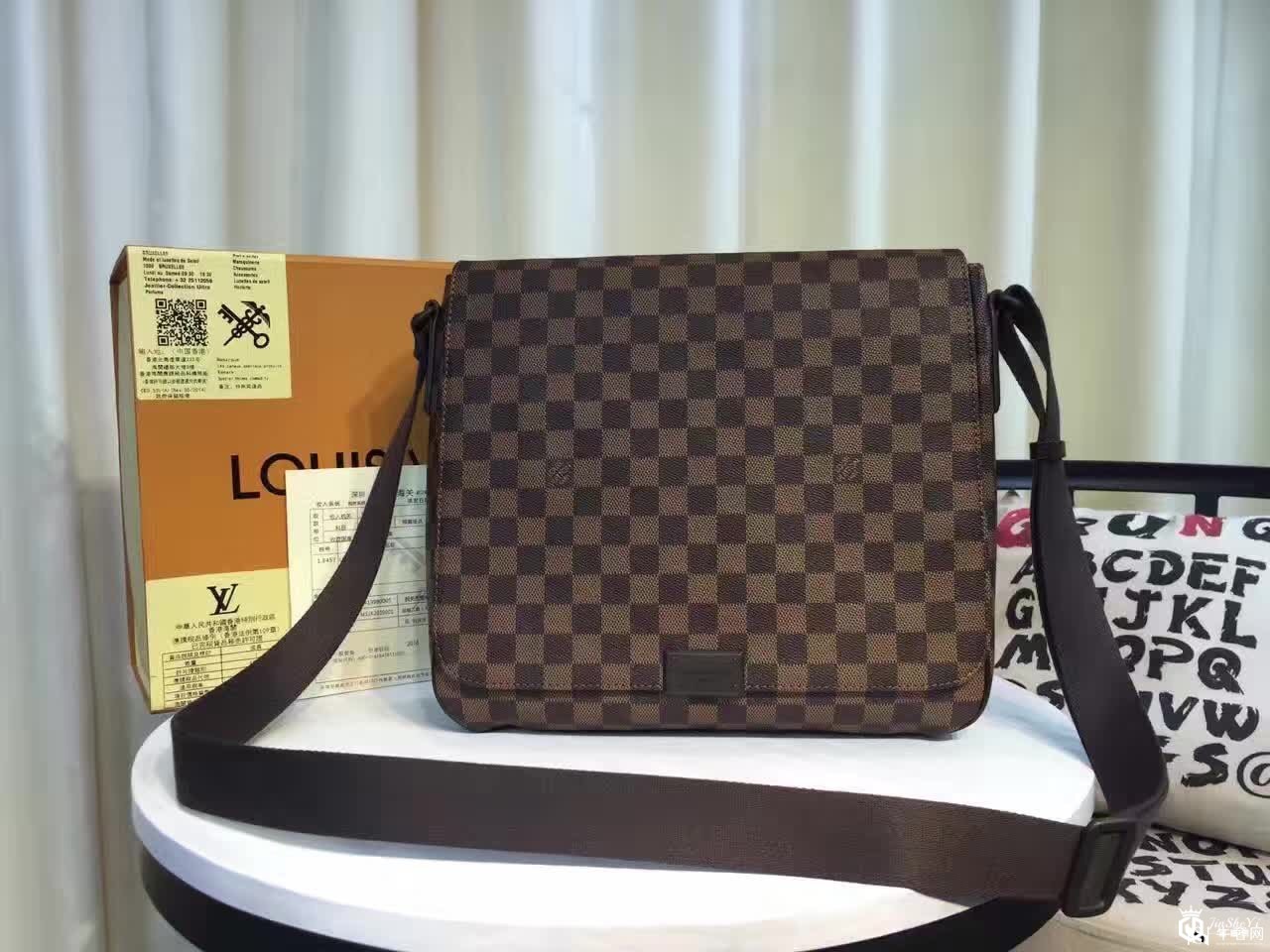 lv老花斜挎包男士回收行情如何