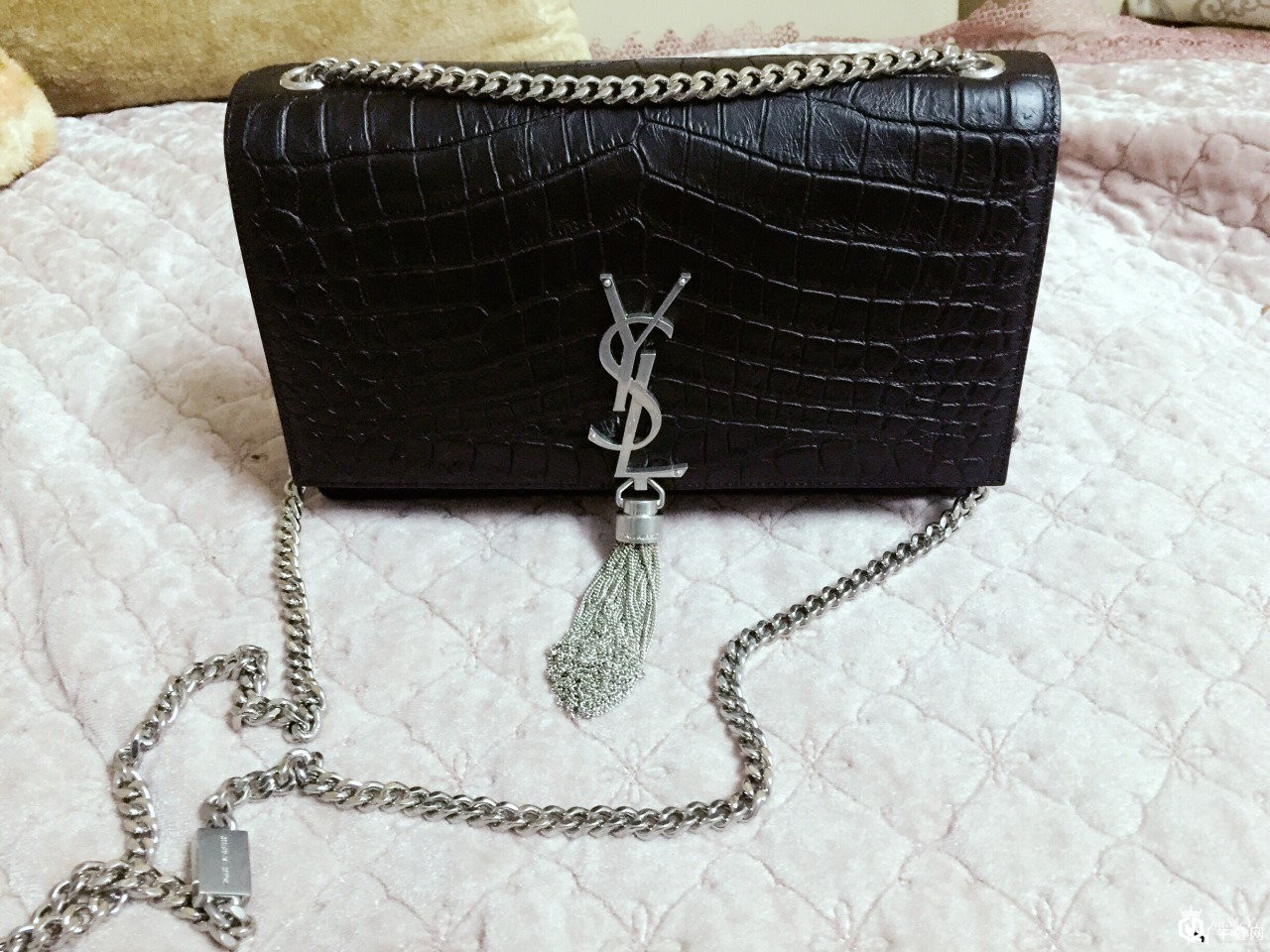 成都YSL邮差包回收