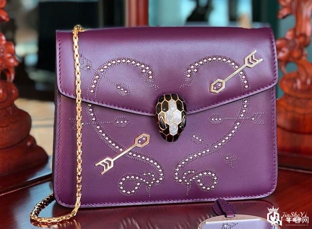 宝格丽蛇头Bulgari Serpenti系列深蓝色包回收