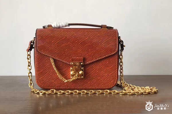 LV漆皮邮差包回收价格是多少