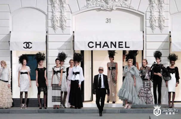 老佛爷与香奈儿