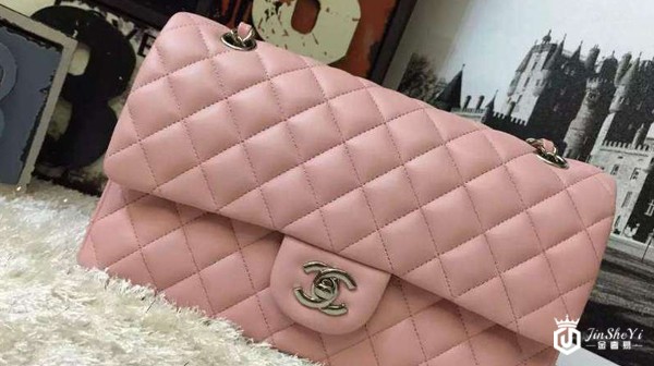 粉色香奈儿CF包包的回收价格