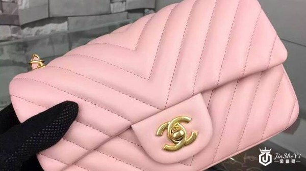 香奈儿CF包包回收