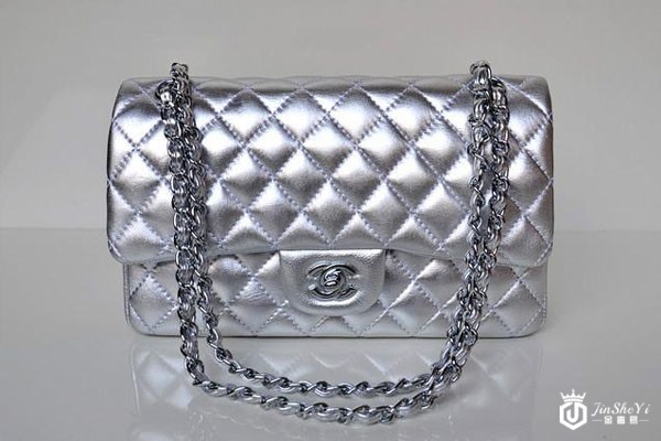 CF香奈儿链条包的回收价格 CF香奈儿链条包的回收价格