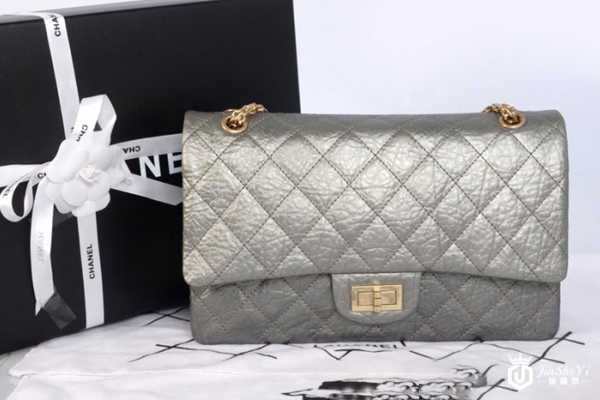 香奈儿2.55包回收 香奈儿2.55包回收