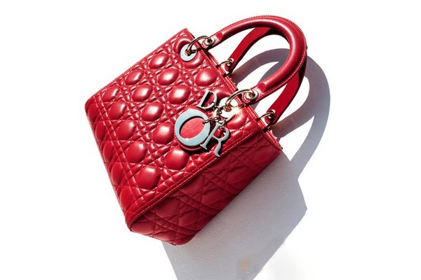 迪奥奢侈品包包回收