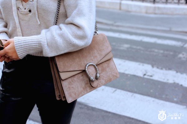 上海二手古驰酒神包回收行情