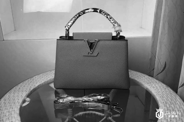 二手LV包包回收