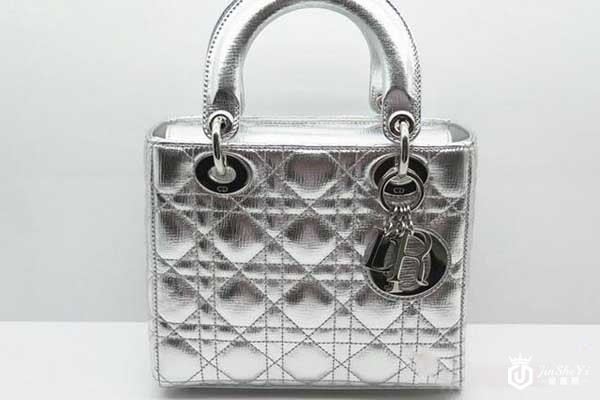 迪奥戴妃包回收行情