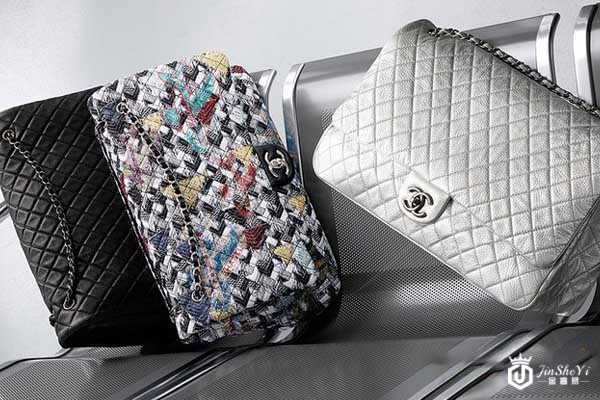 斜纹软呢香奈儿包包回收价格 斜纹软呢香奈儿包包回收价格