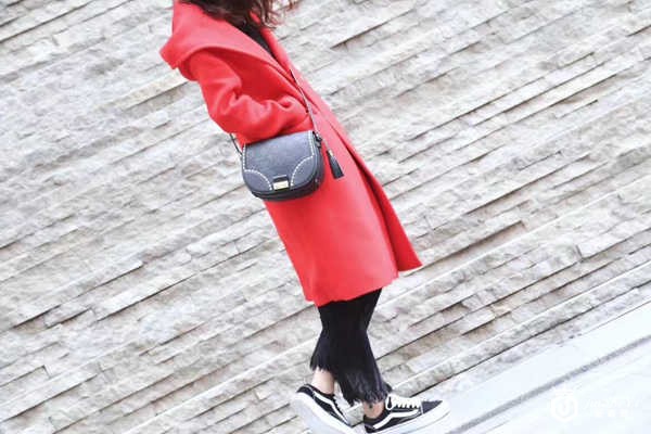 黑色LV小猪包的回收价格是多少