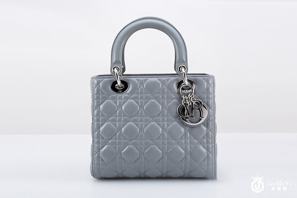 上海奢侈品包包回收,上海哪里回收LV包包? 上海奢侈品包包回收,上海哪里回收LV包包?