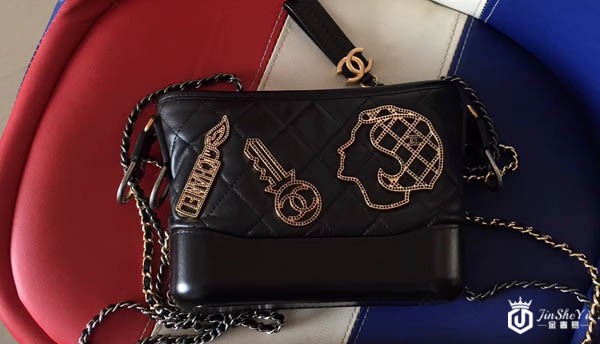 香奈儿限量款流浪包的回收价格