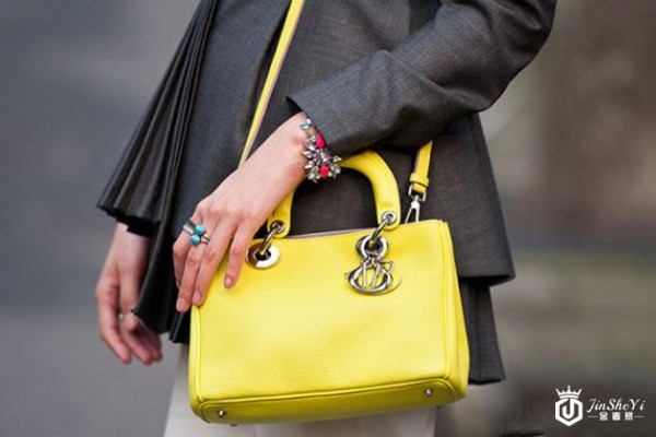 迪奥包包回收行情