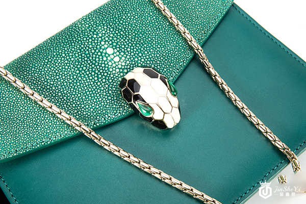 宝格丽蛇头包包真假鉴定方法有哪些? 宝格丽蛇头包包真假鉴定方法有哪些?