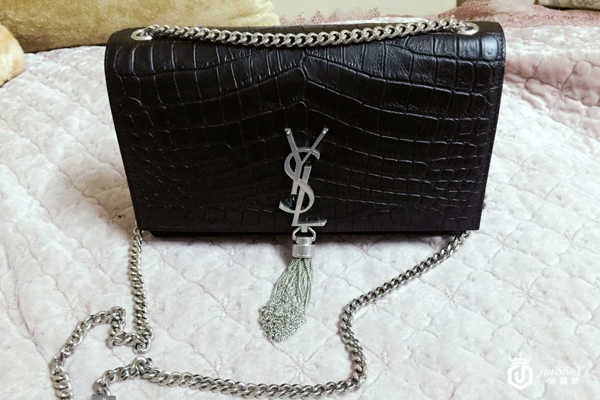 圣罗兰鳄鱼纹包包回收价格