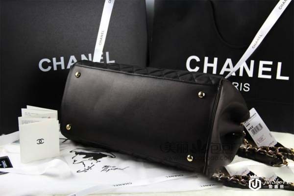 香奈儿保龄球包包怎么样?香奈儿包包回收行情好吗?金奢易网 香奈儿保龄球包包怎么样?香奈儿包包回收行情好吗?金奢易网